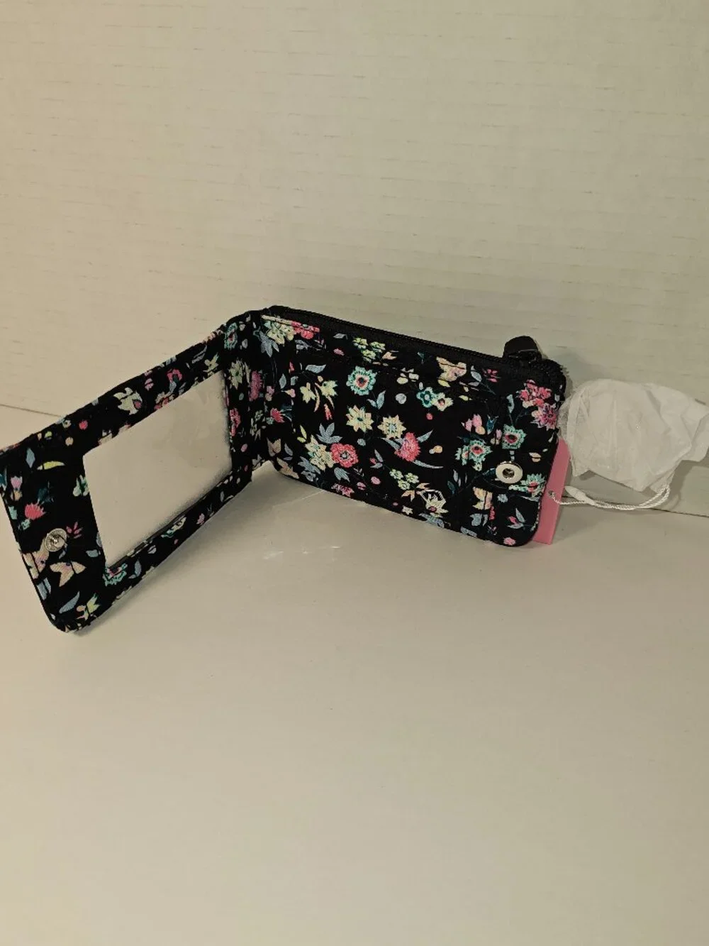 NWT Vera Bradley RFID Deluxe Zip ID Case Lanyard Botanical Ditsy Keychain Wallet